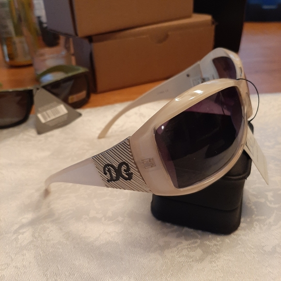 Ladies Sunglasses - Picture 6 of 7